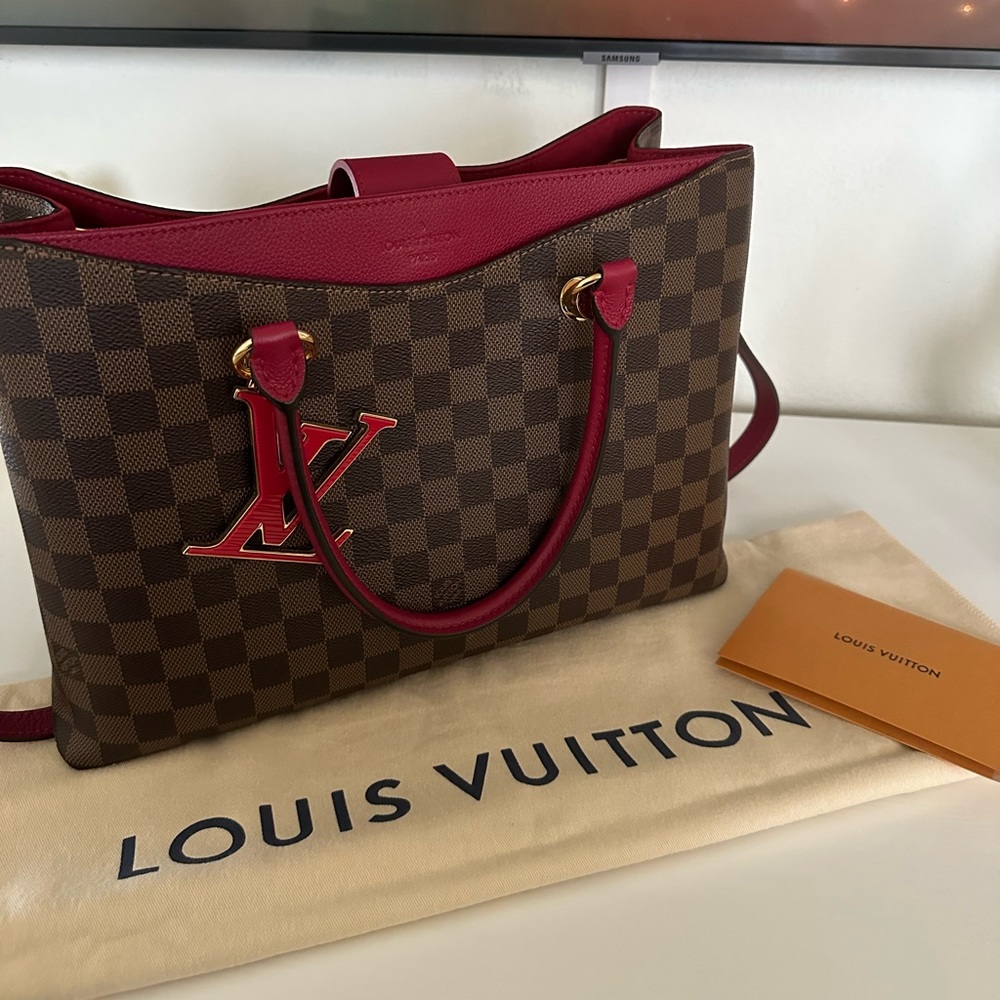 Authentic Louis Vuitton Rivers Handbag